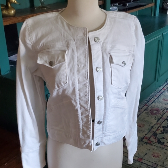 White GAP Jean Jacket - Picture 1 of 2